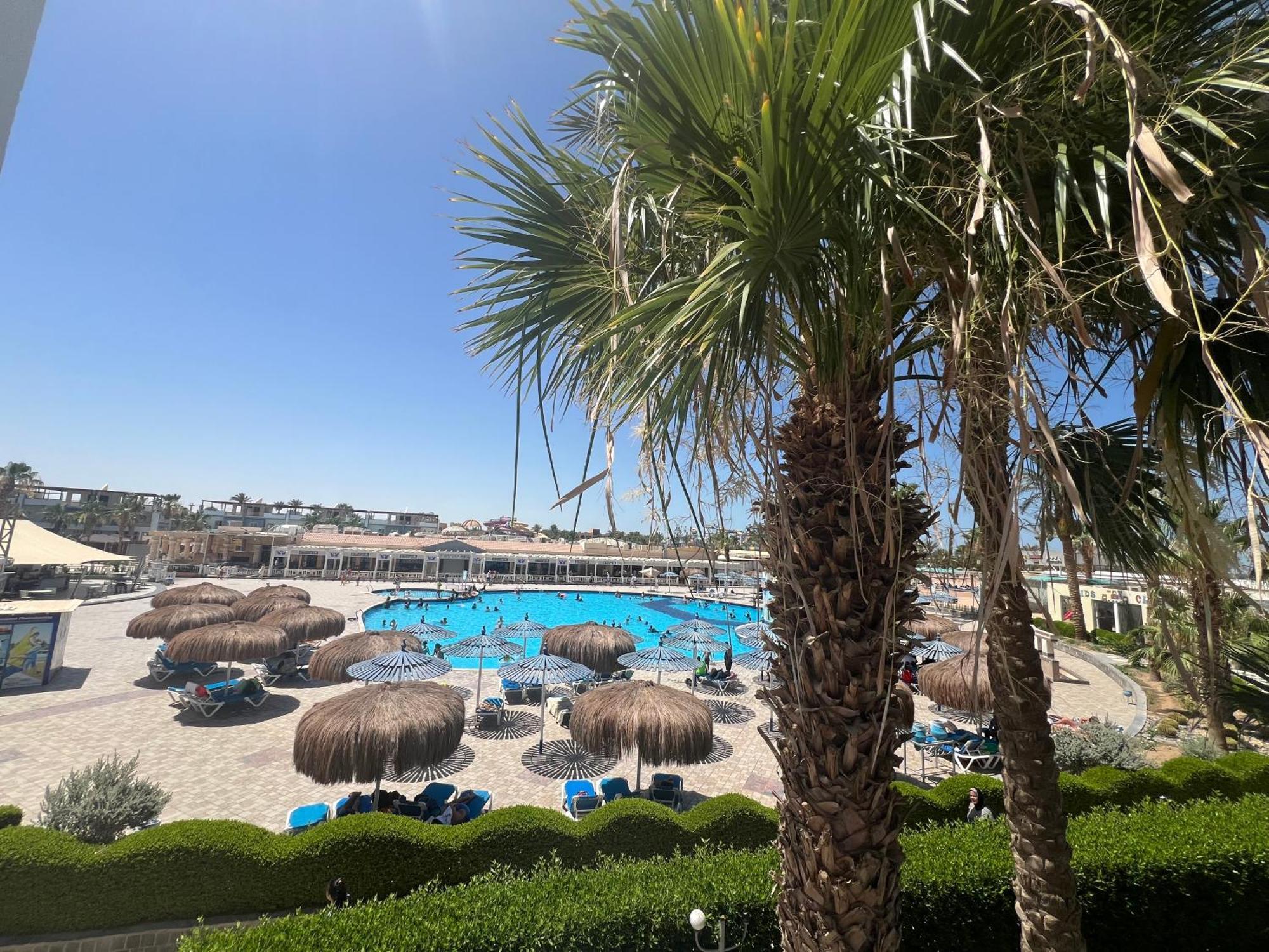 Chalet In Mirage Resort Bay Resort & Aqua Park Hurghada Exterior foto